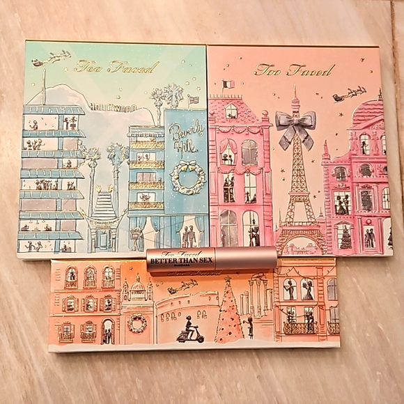 Too Faced Christmas in the City Make Up Collection...NEVER USED - Picture 4 of 10